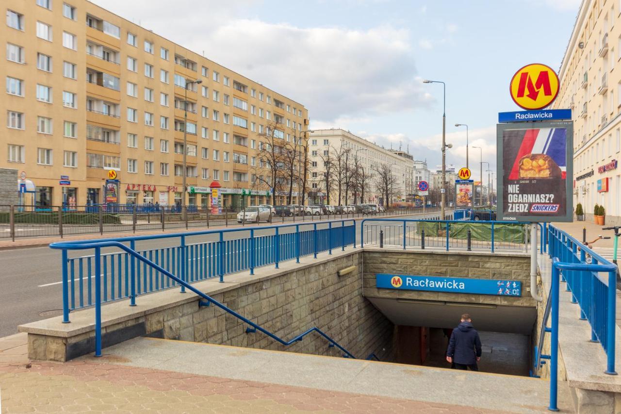 Metro Raclawicka Red Apartment Warsawa Bagian luar foto