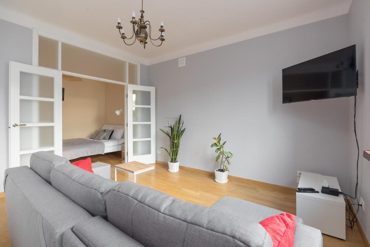 Metro Raclawicka Red Apartment Warsawa Bagian luar foto