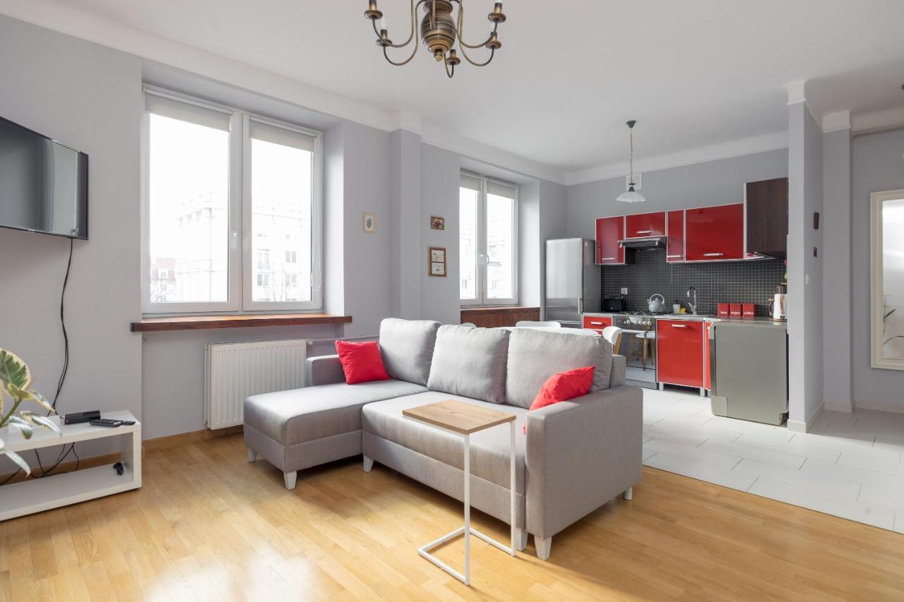 Metro Raclawicka Red Apartment Warsawa Bagian luar foto