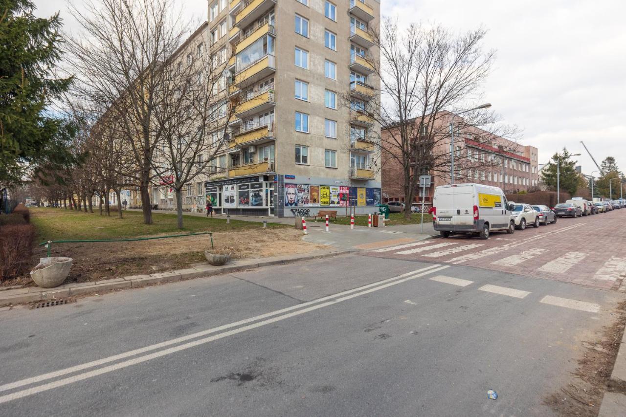 Metro Raclawicka Red Apartment Warsawa Bagian luar foto